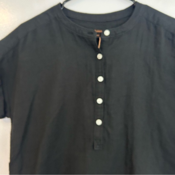 NWT Quince Gauze Short Roll Sleeve Button Front Black Top Size XS - Picture 7 of 10